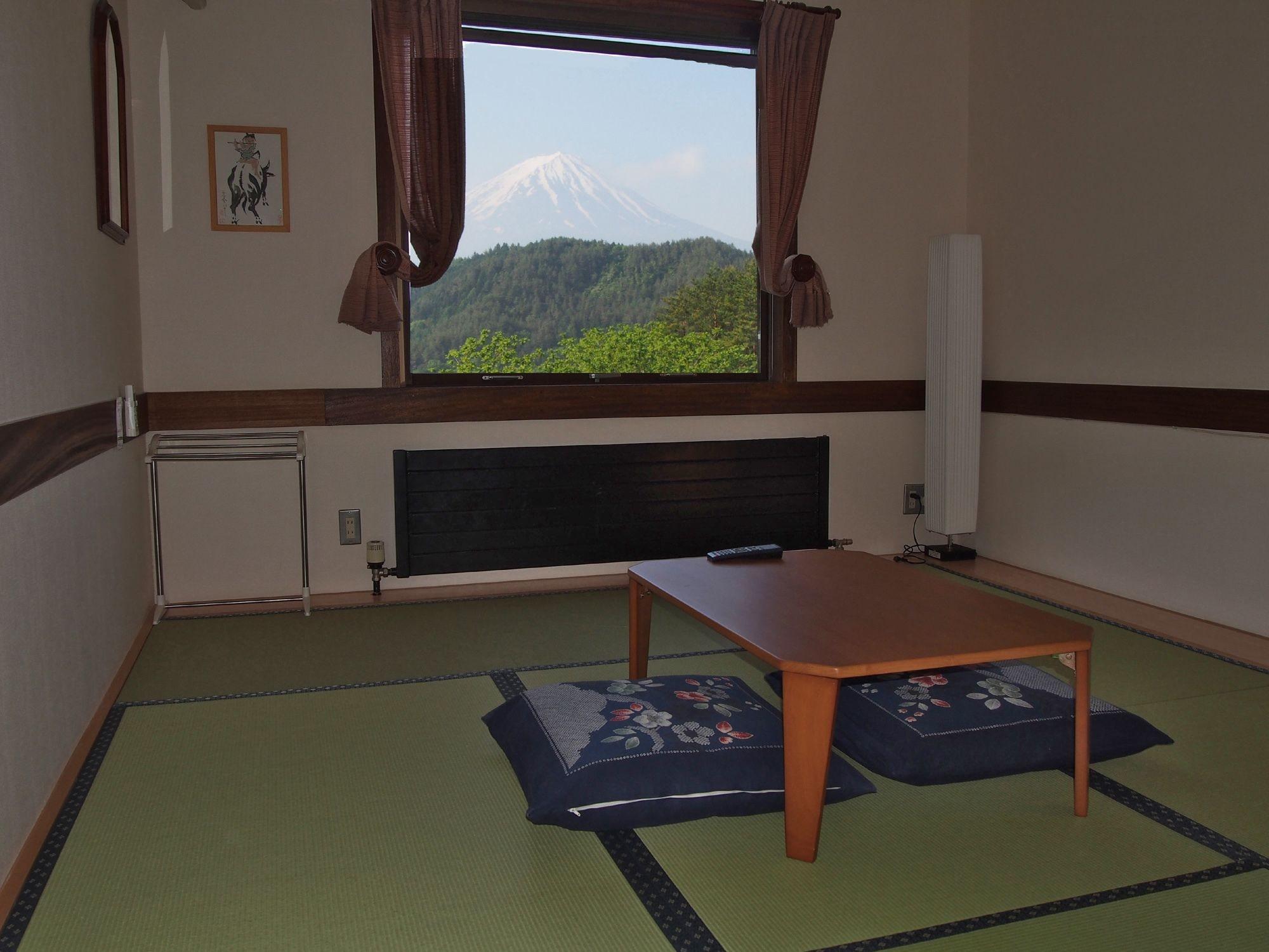 Guesthouse Sakuya Фуджикавагучико Екстериор снимка